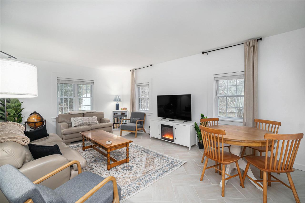 215 E Cedar Street