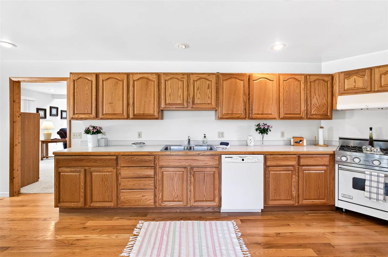 5990 Forest Ave.
