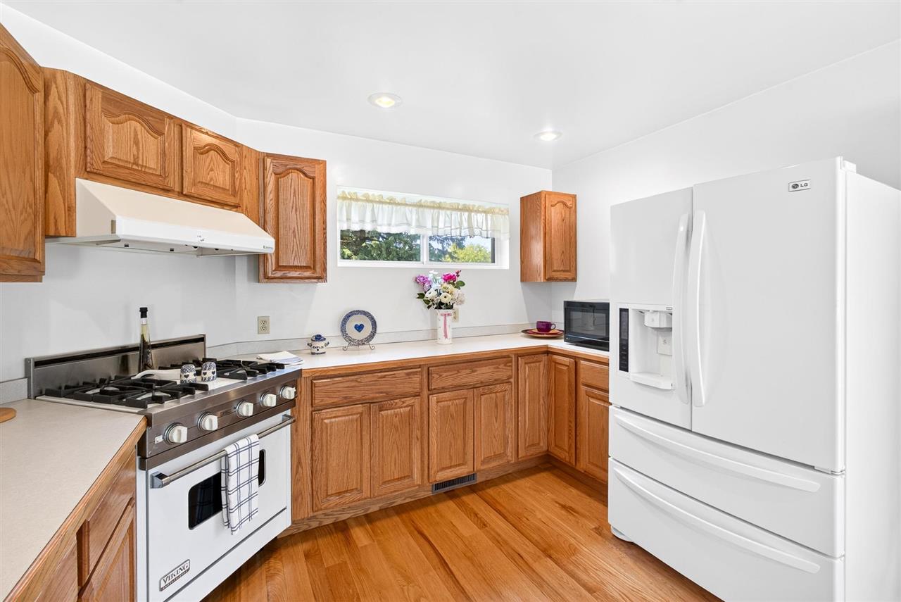5990 Forest Ave.