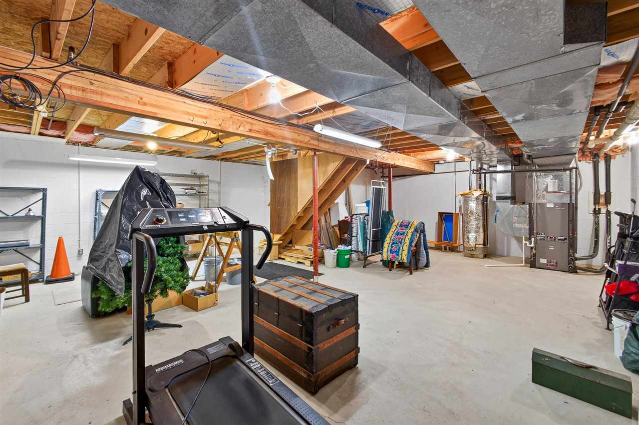 5990 Forest Ave.
