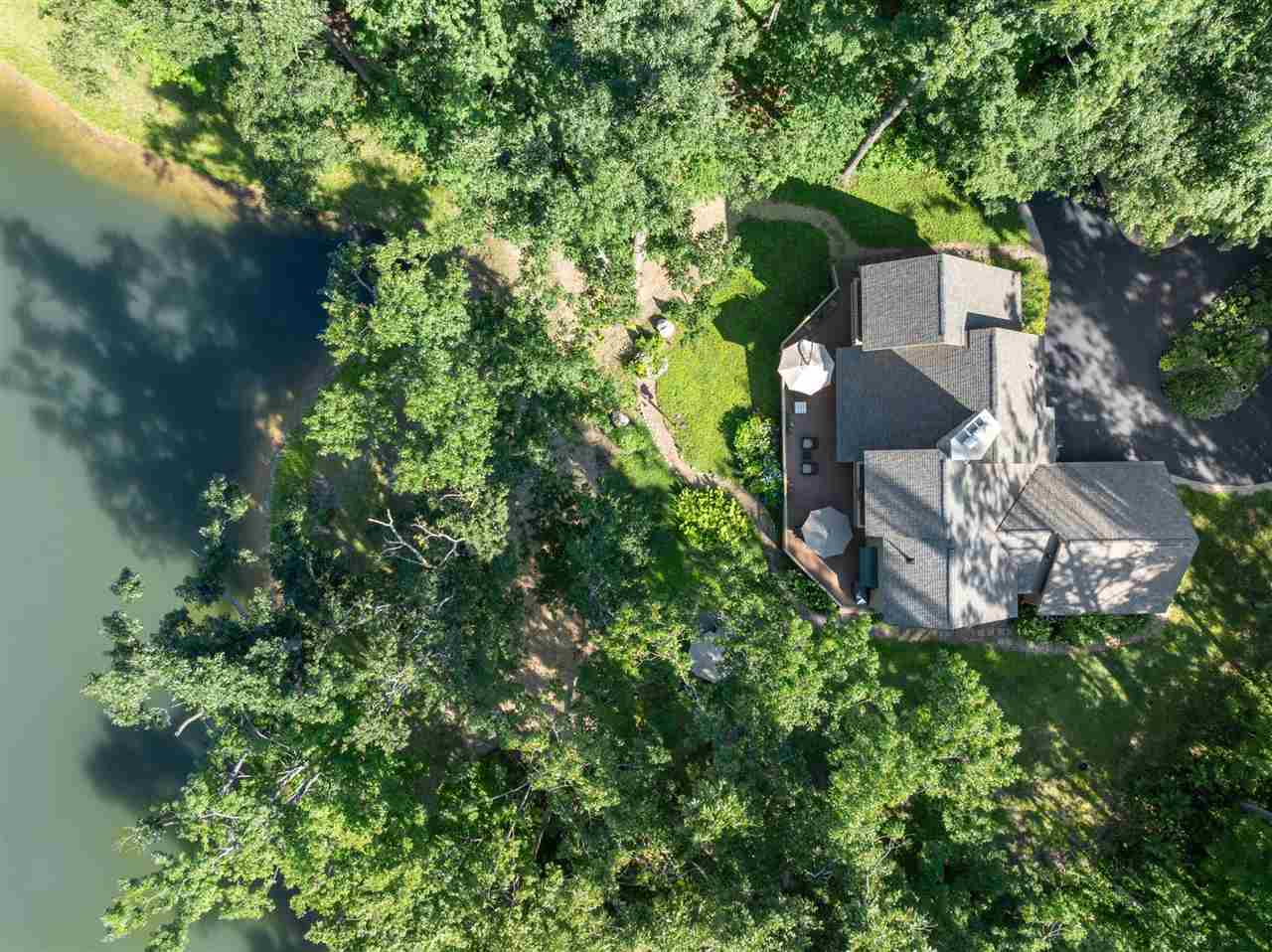 2340 Pinecrest
