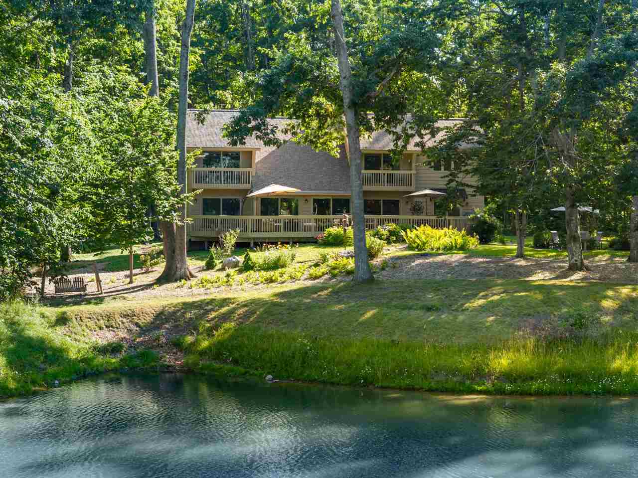2340 Pinecrest