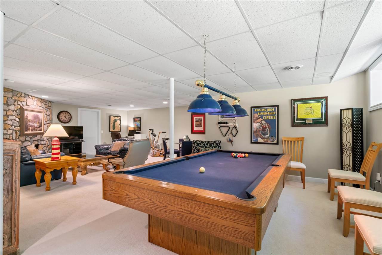 2340 Pinecrest