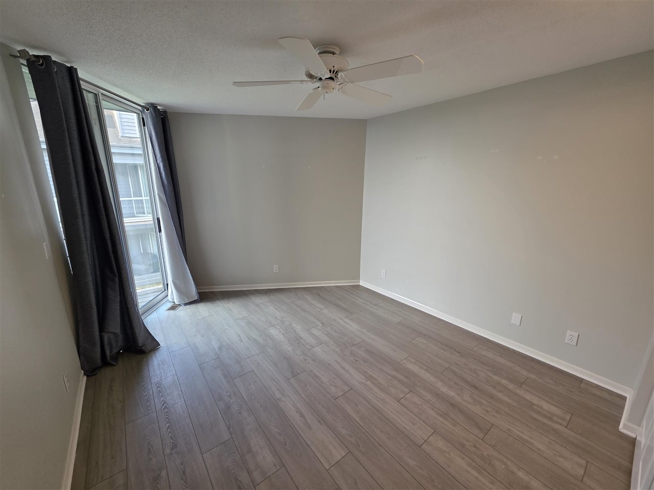 217 Belvedere Terr Unit: 24