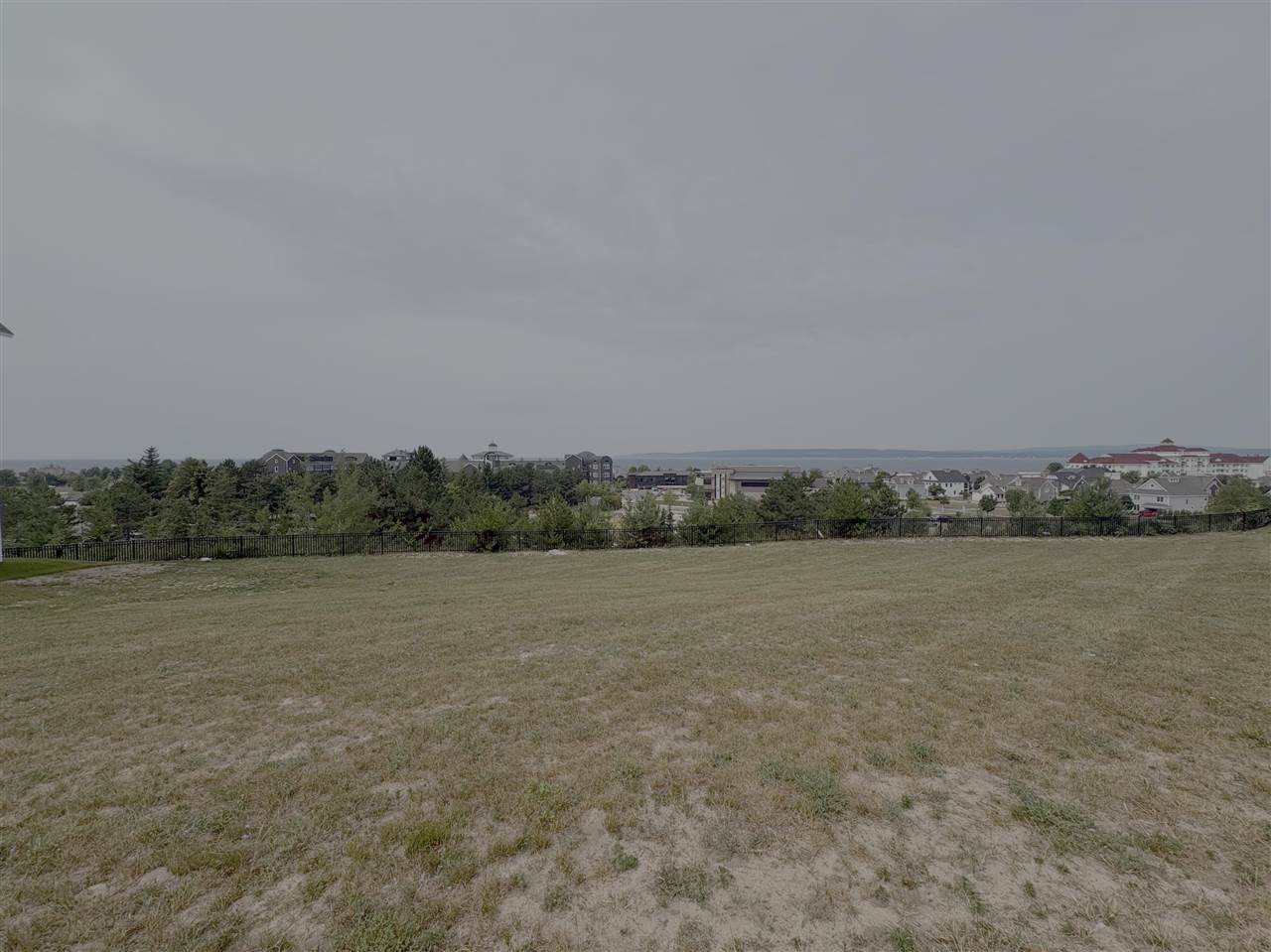 3776 Cliffs Drive