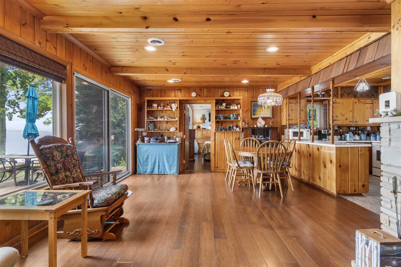 5628 MacKenzie Drive