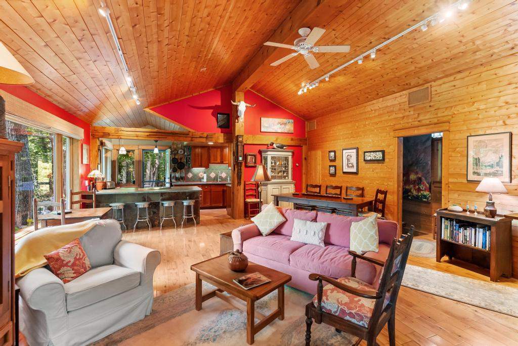 1217 N Lake Shore Drive