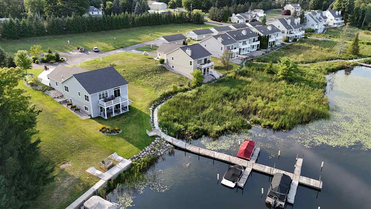2806 W Shore Drive