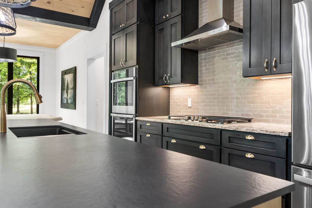 1735 Turnberry Trail