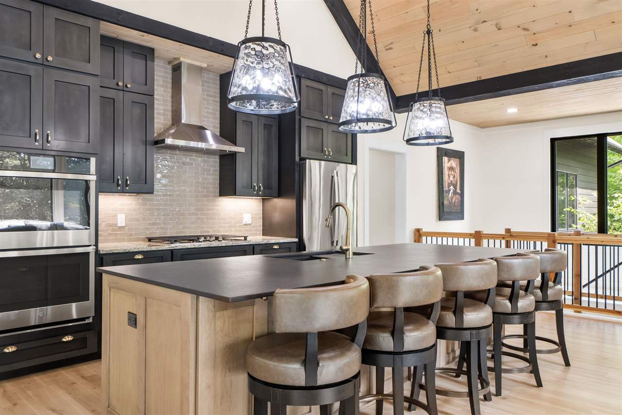 1735 Turnberry Trail