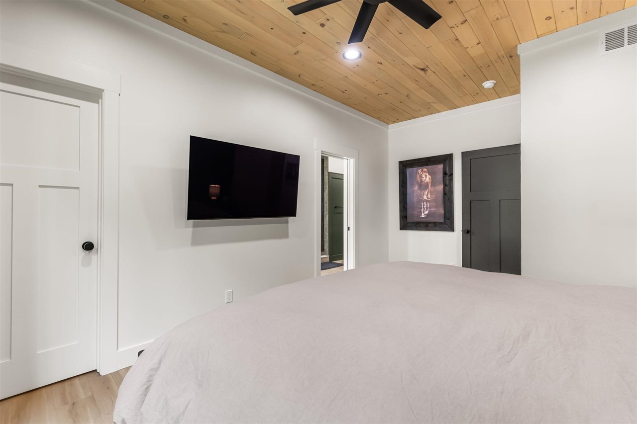 1735 Turnberry Trail