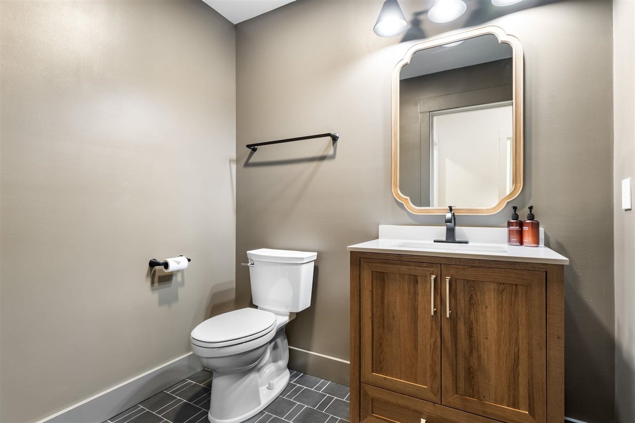 1735 Turnberry Trail