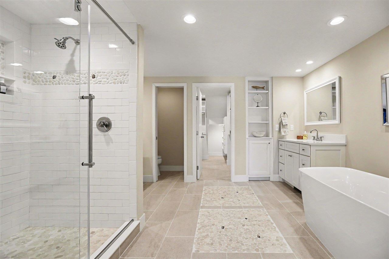 307 Belvedere Avenue Unit: 4