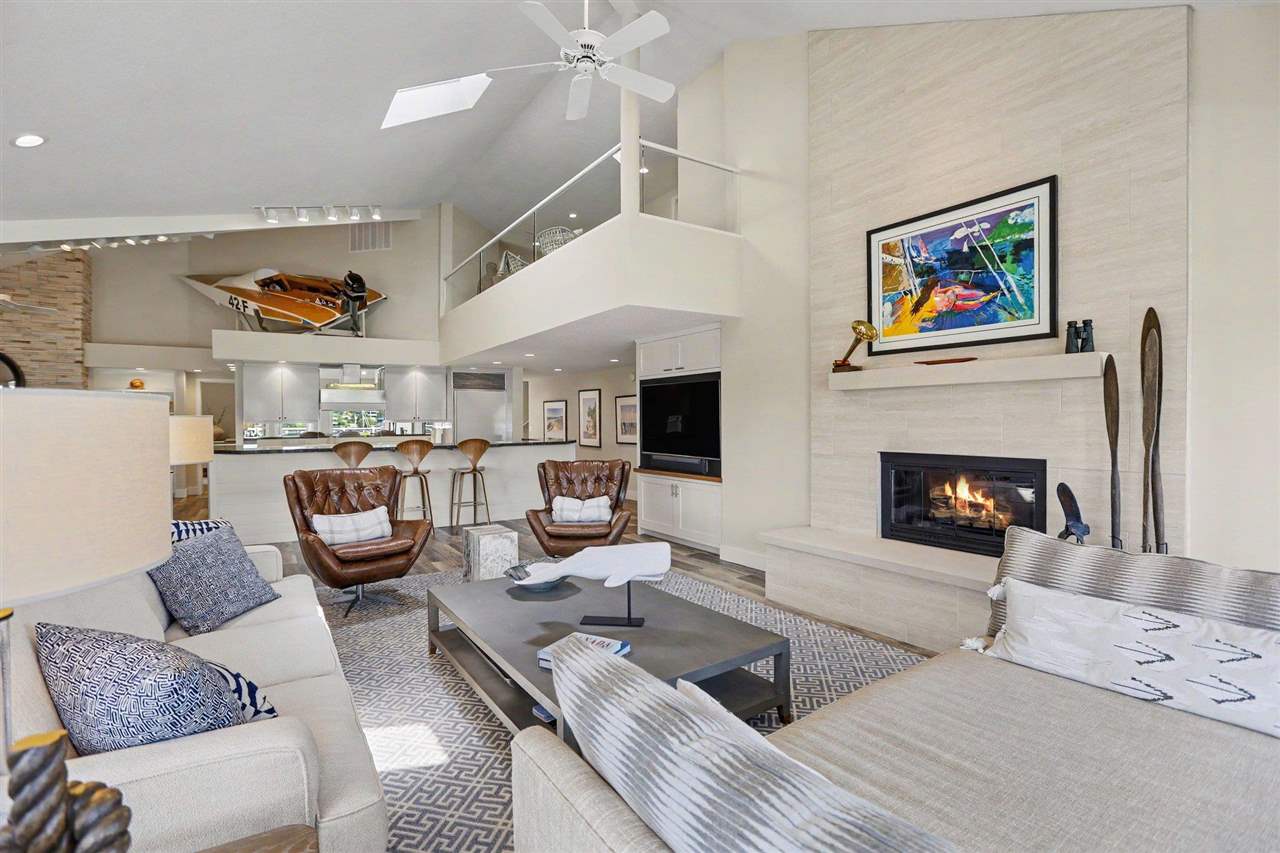 307 Belvedere Avenue Unit: 4