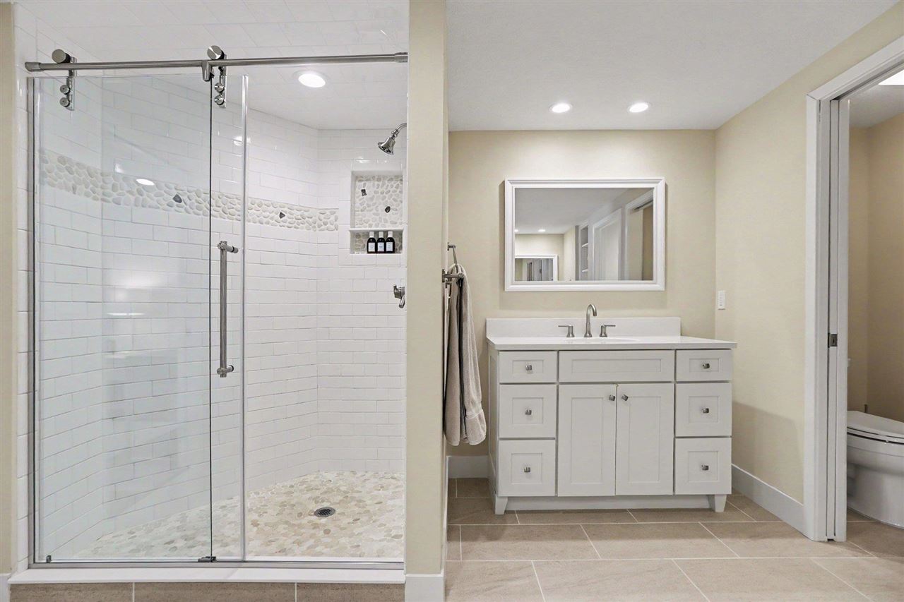 307 Belvedere Avenue Unit: 4