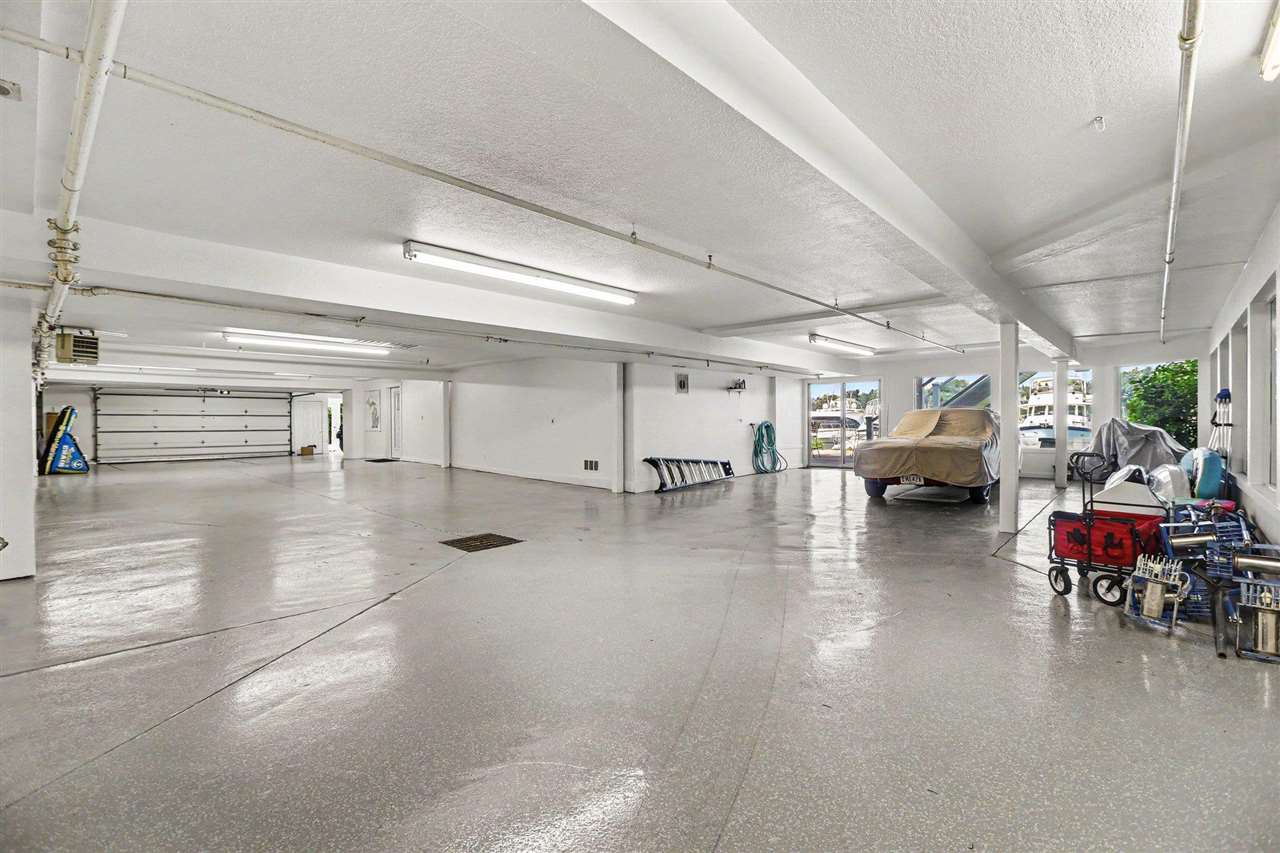 307 Belvedere Avenue Unit: 4