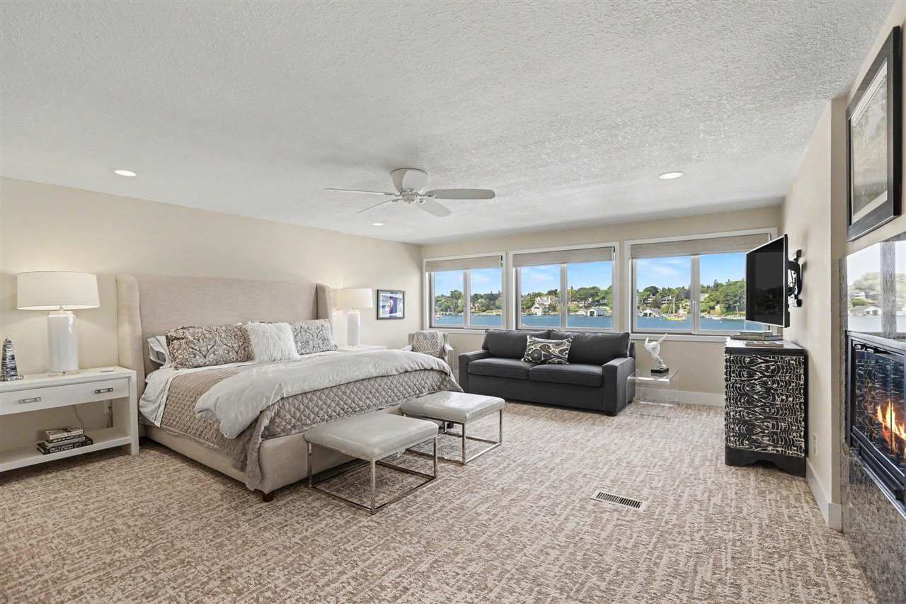 307 Belvedere Avenue Unit: 4