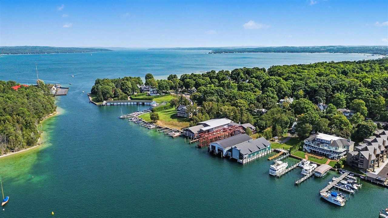 307 Belvedere Avenue Unit: 4