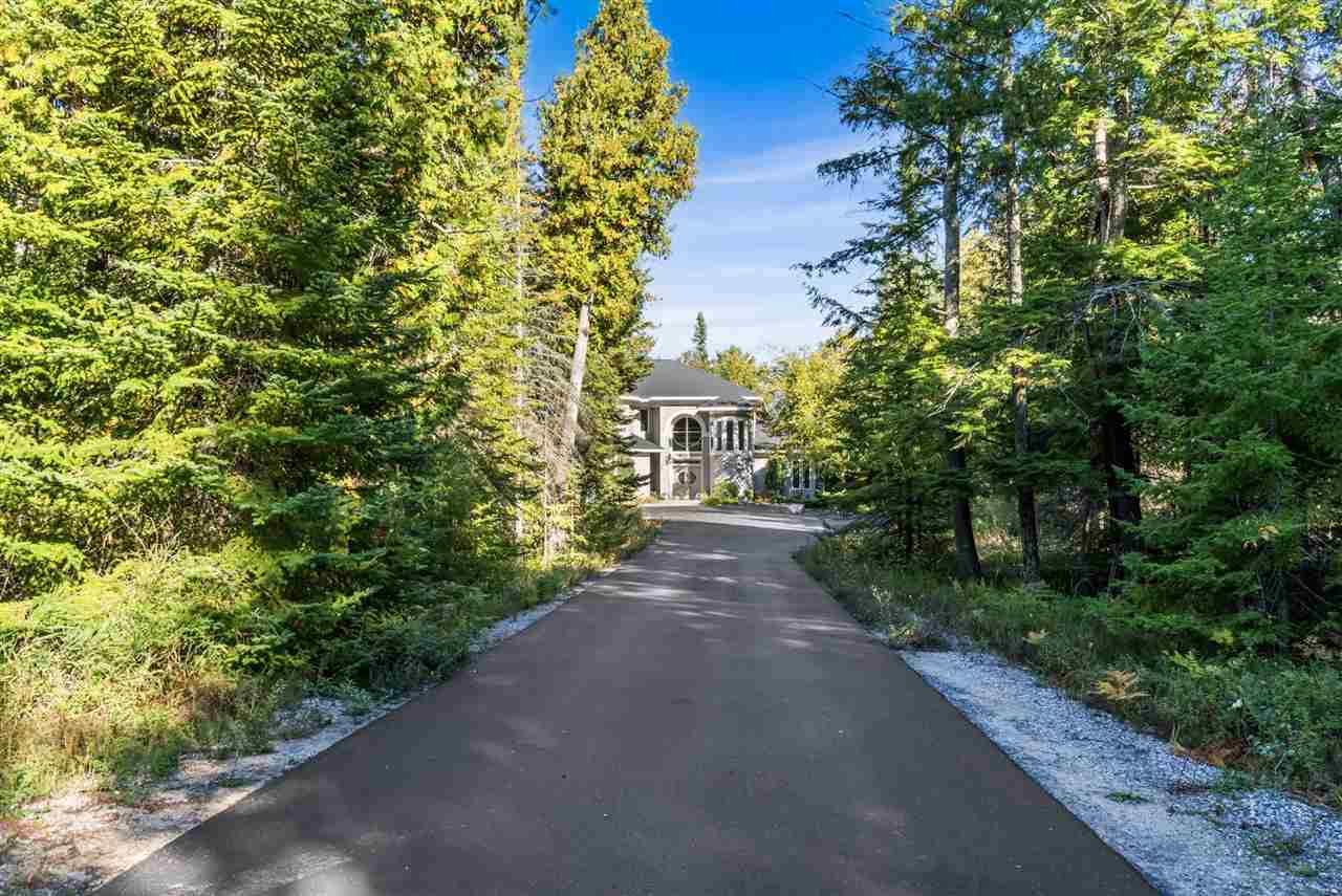 11550 Evergreen Lane