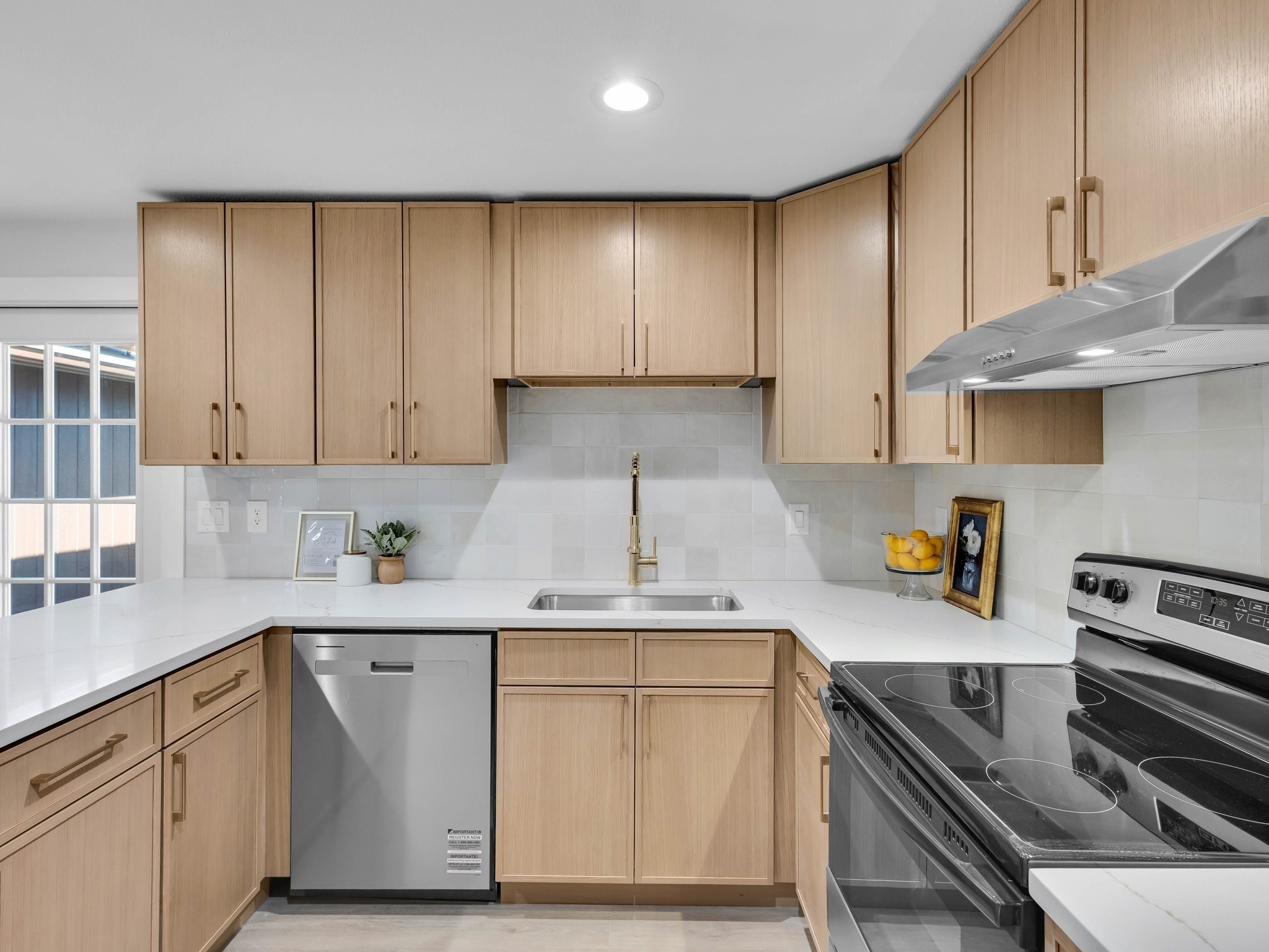 2103 J J Pearce Drive