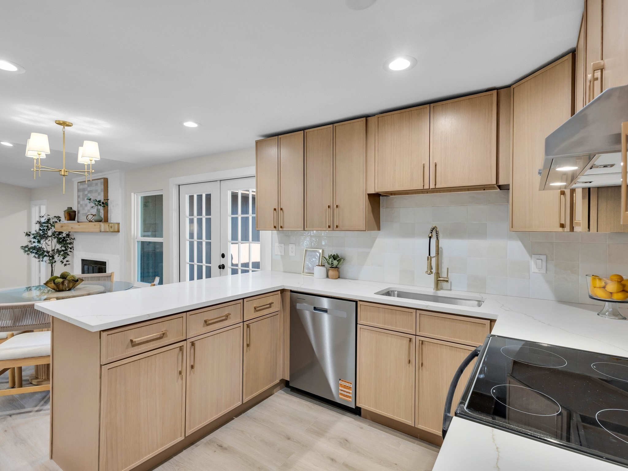 2103 J J Pearce Drive