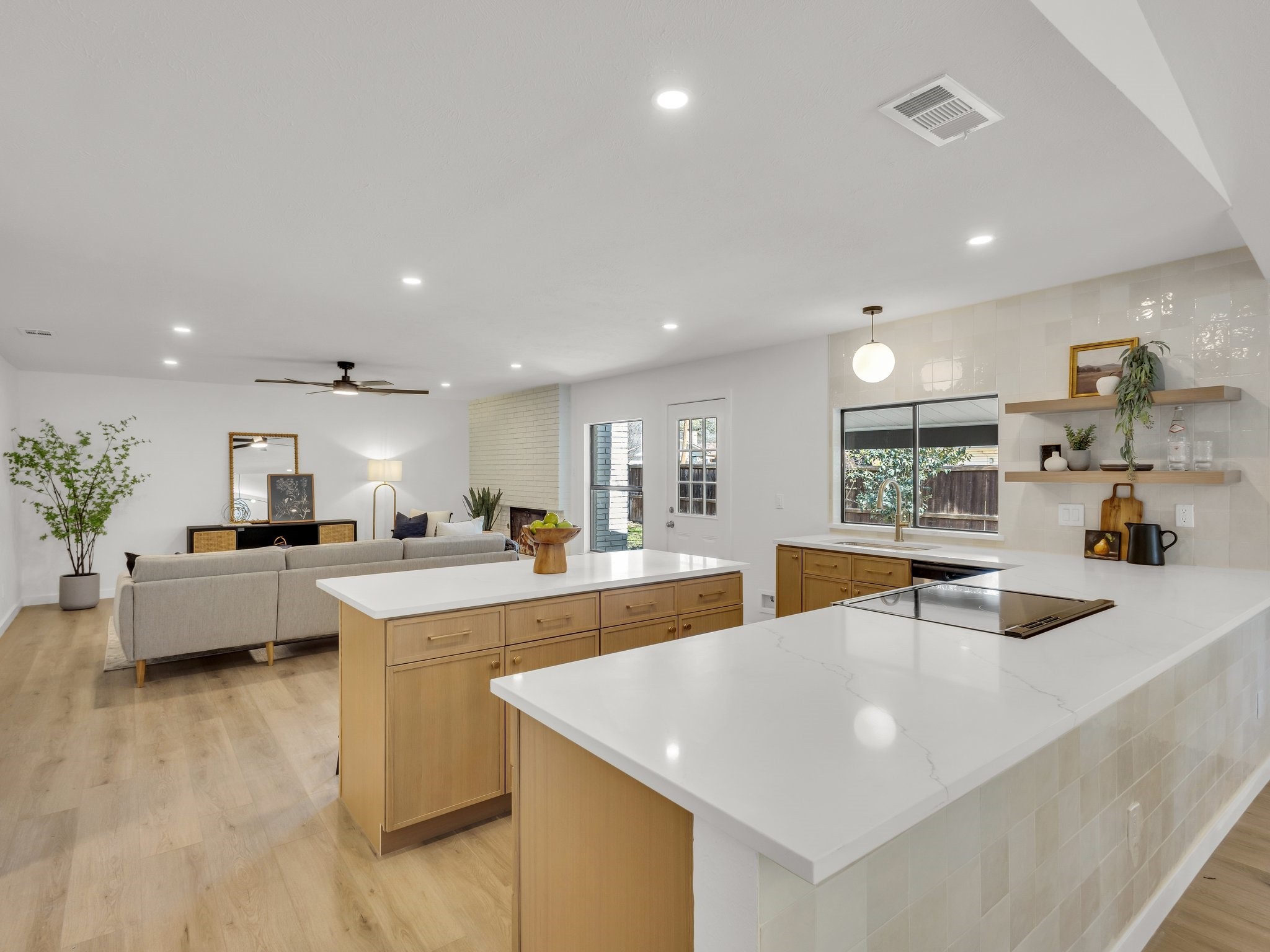 1001 Mossvine Drive