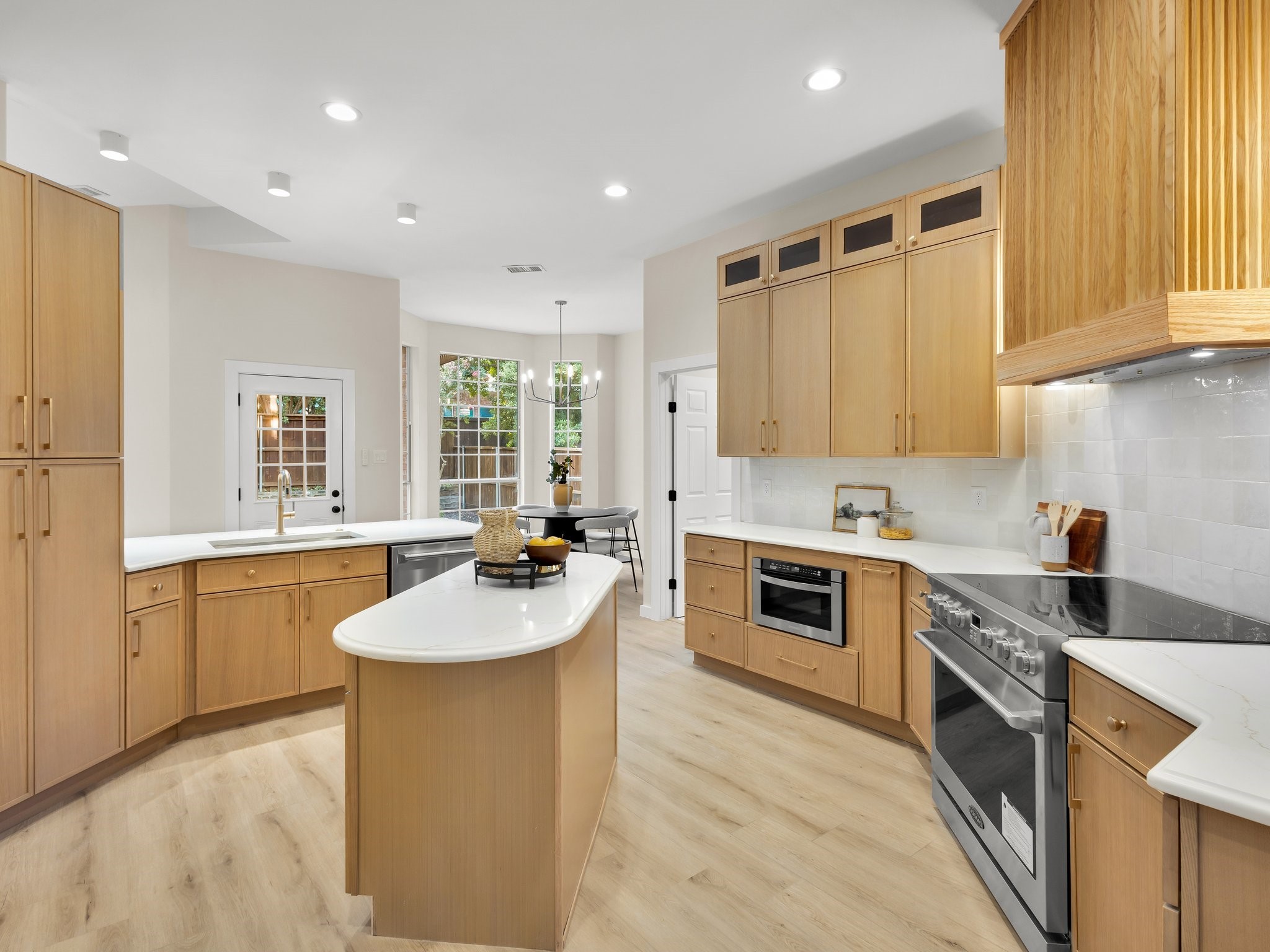 1520 Timber Edge Drive