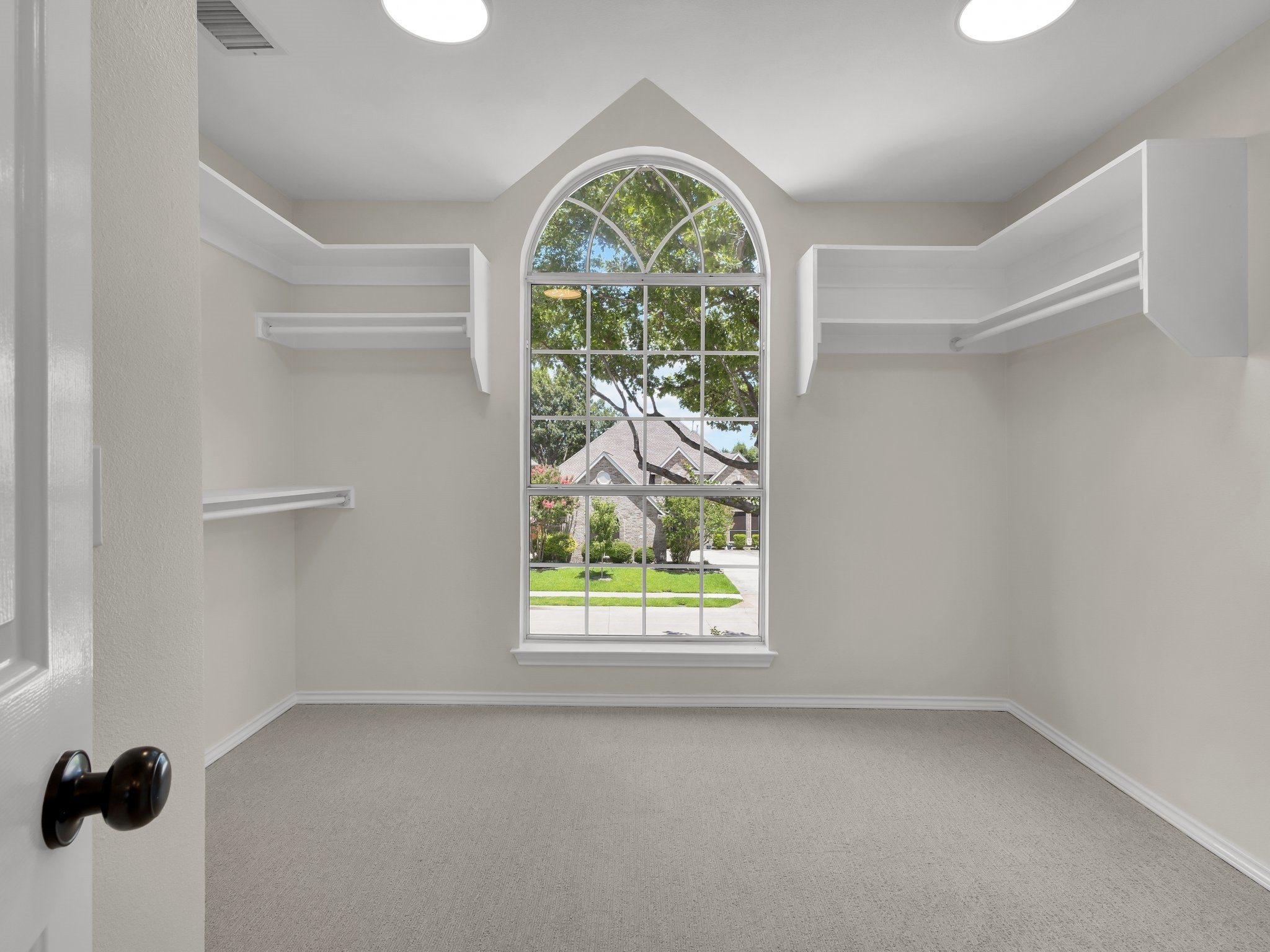 1520 Timber Edge Drive