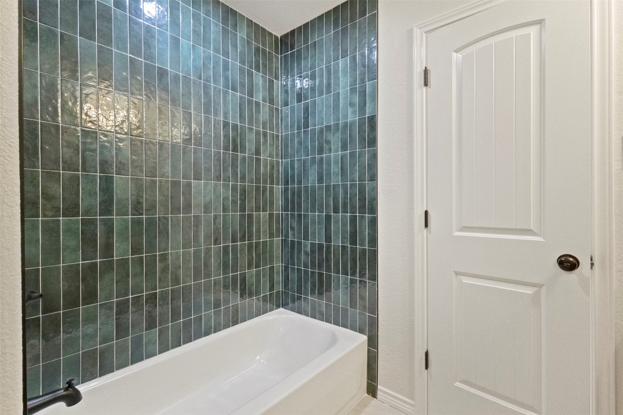 1403 Petersburgh Place