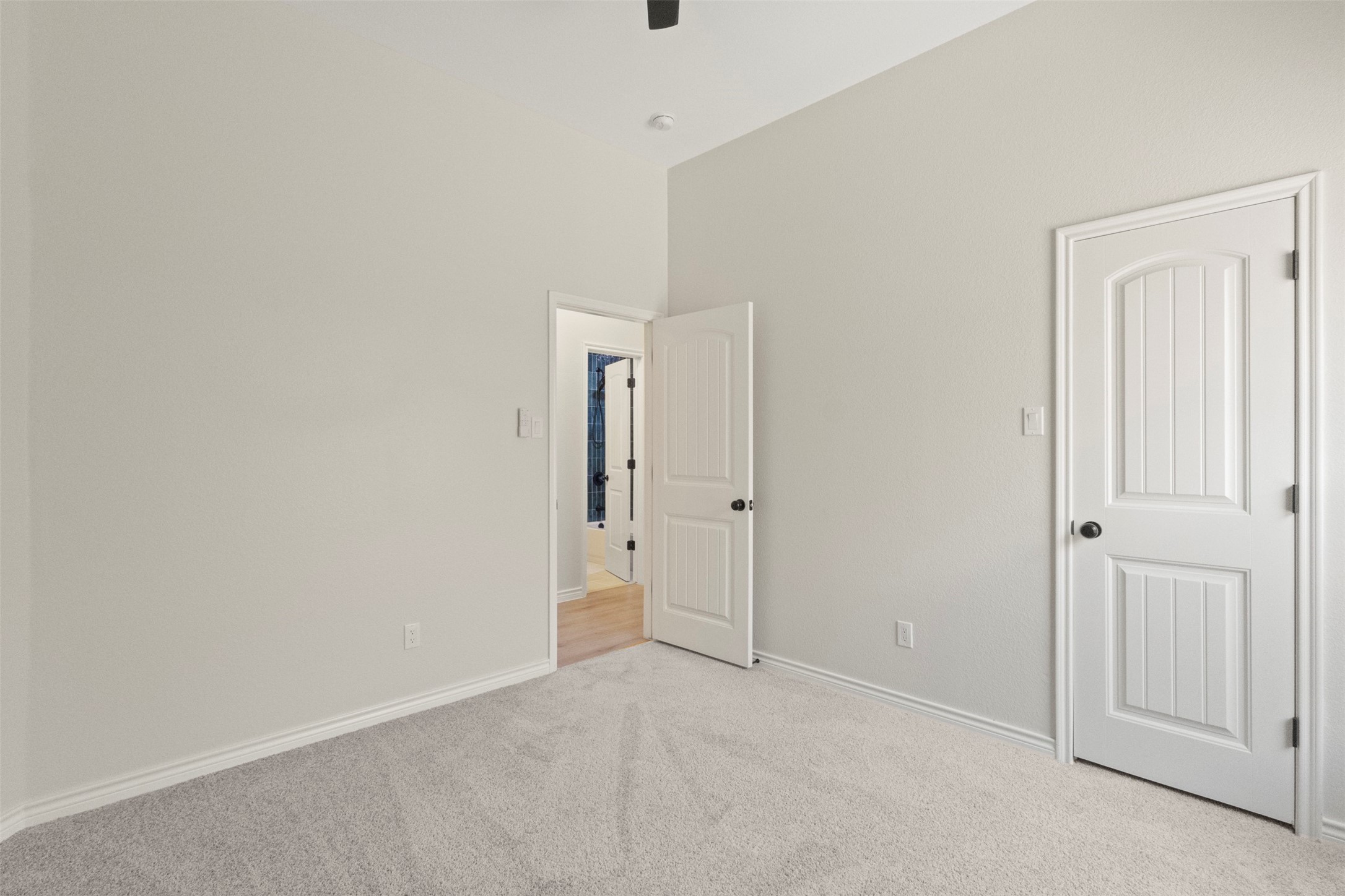 1403 Petersburgh Place