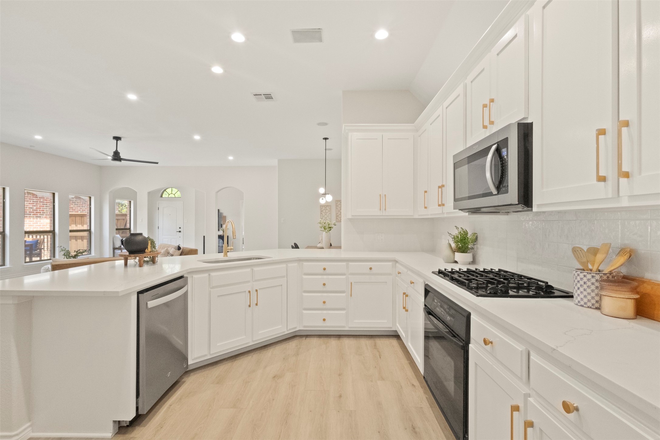 1403 Petersburgh Place