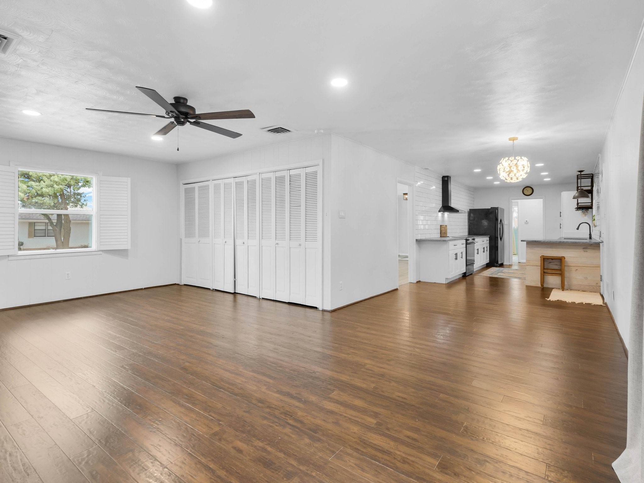 1511 Wysong Drive