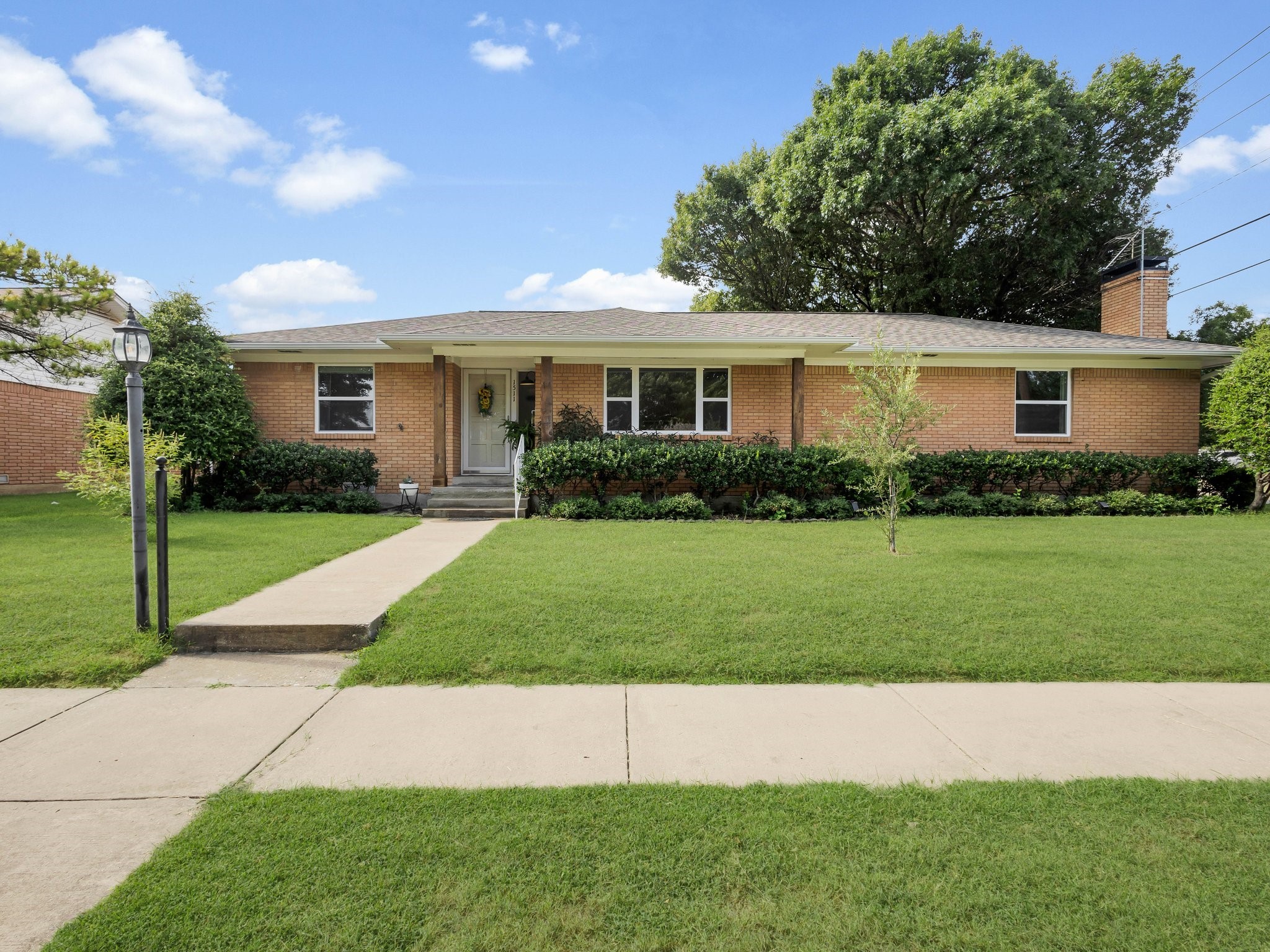 1511 Wysong Drive