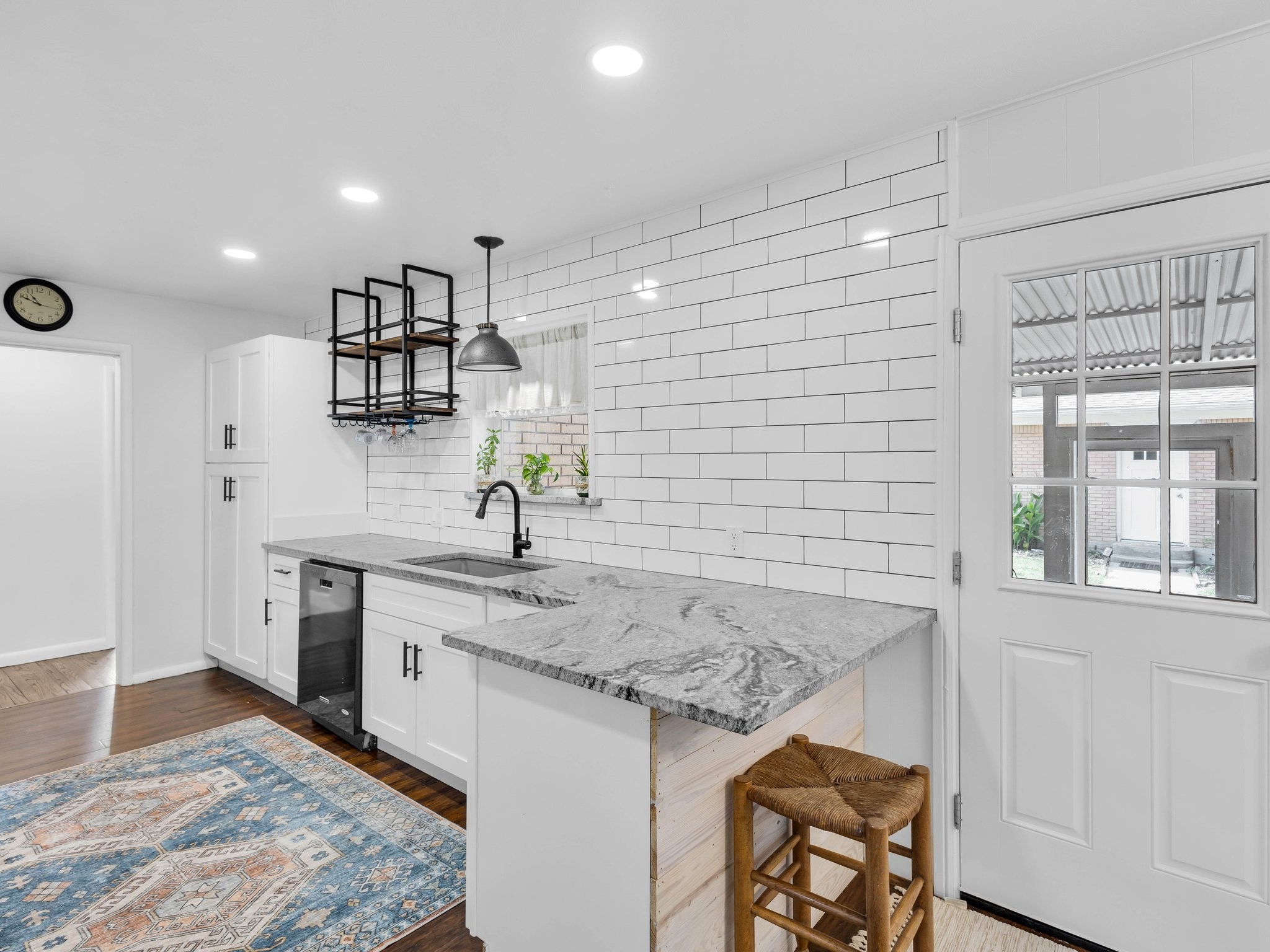 1511 Wysong Drive