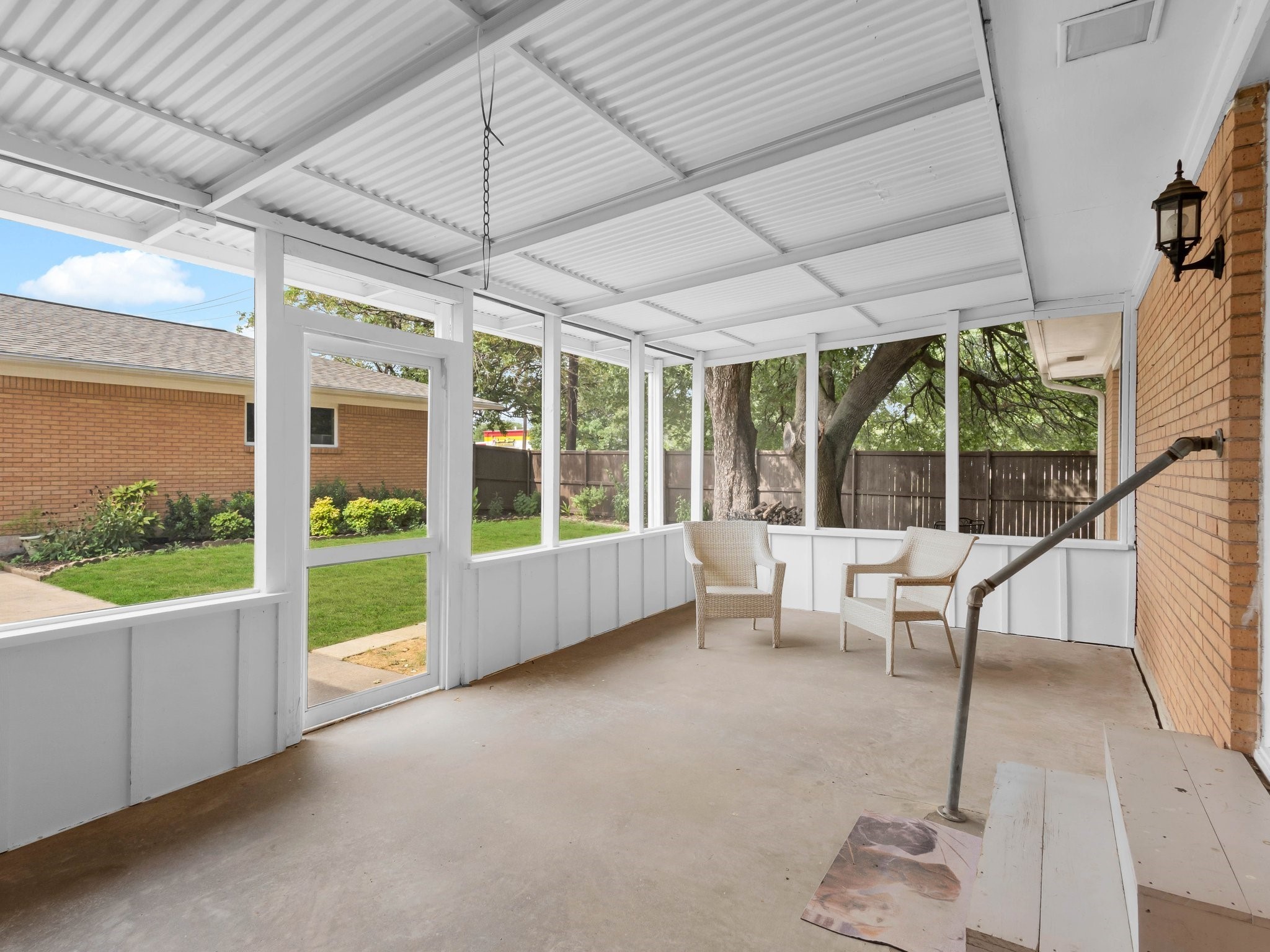 1511 Wysong Drive