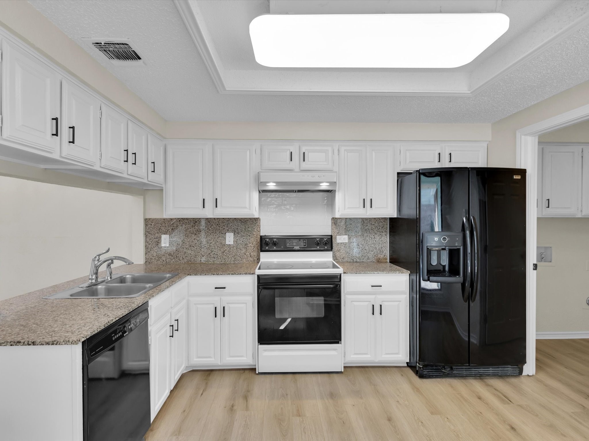 3822 Clover Hill Lane