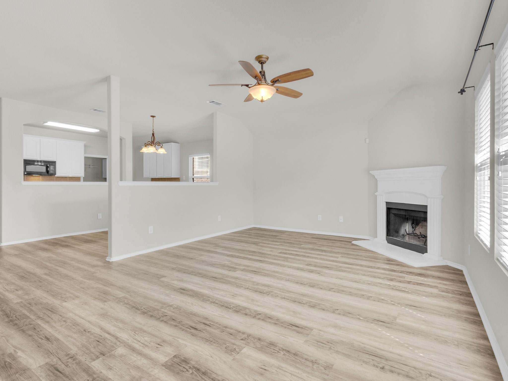 4525 Indian Paint Way