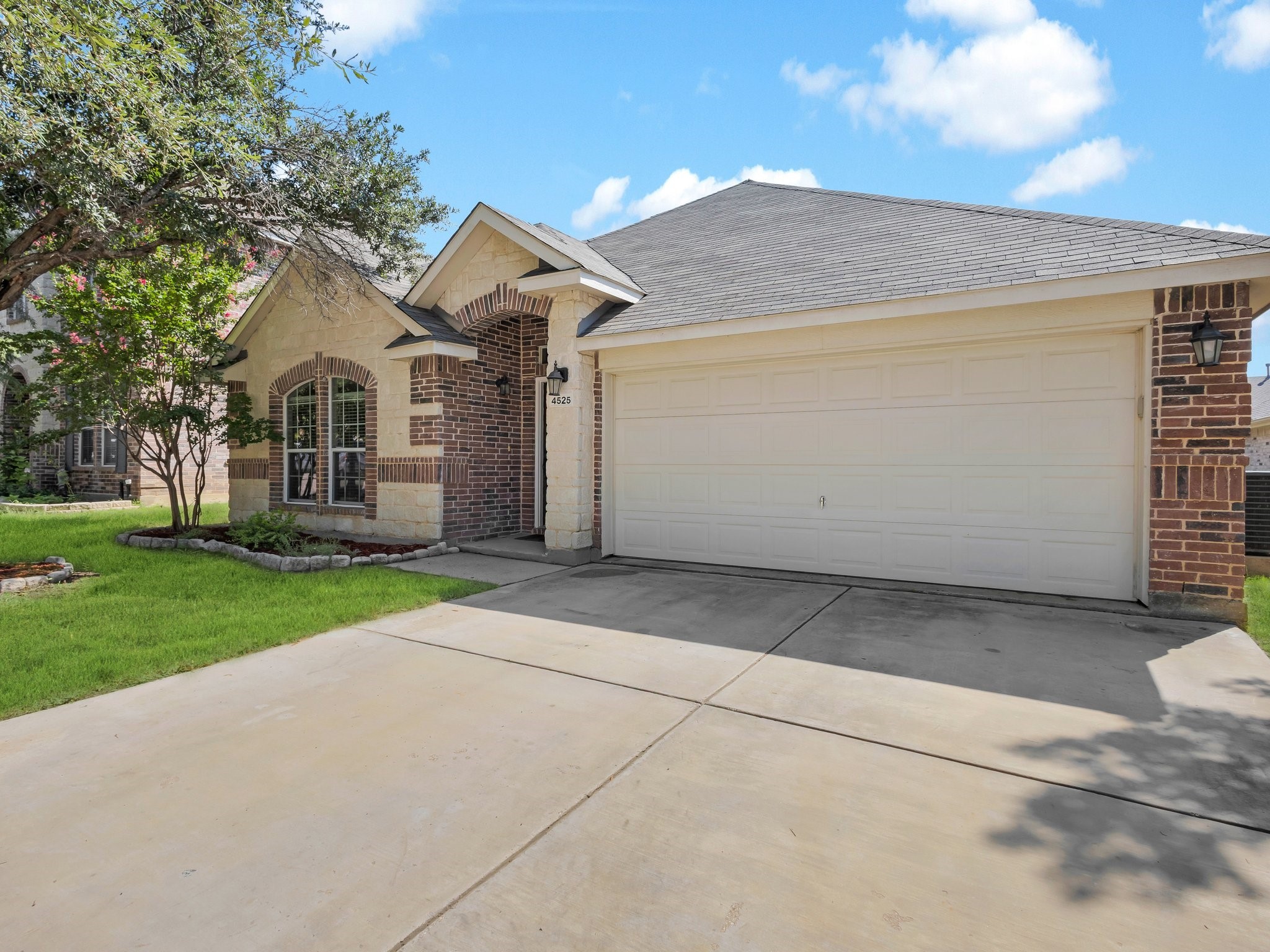 4525 Indian Paint Way