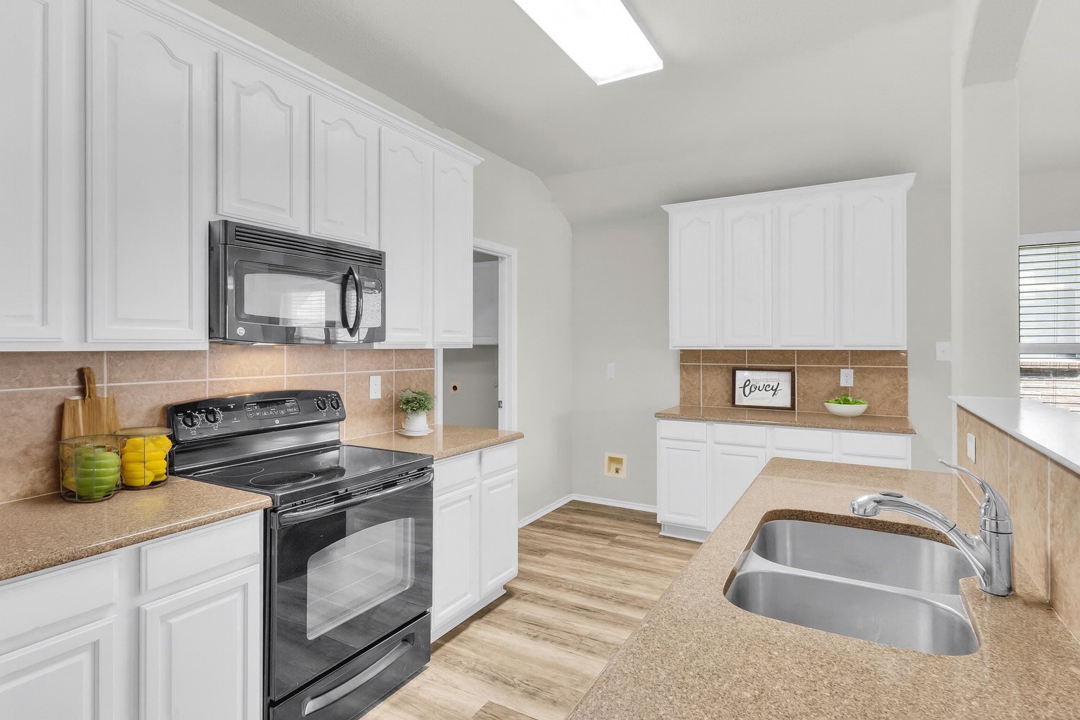 4525 Indian Paint Way