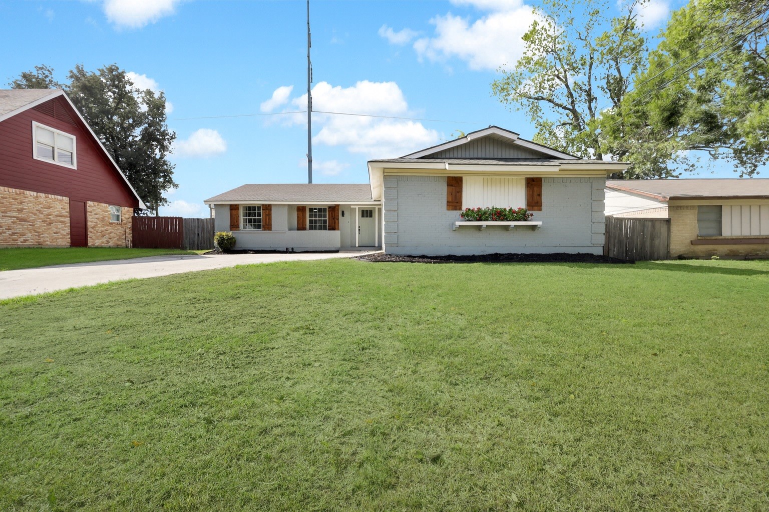 3109 Ridgedale Street