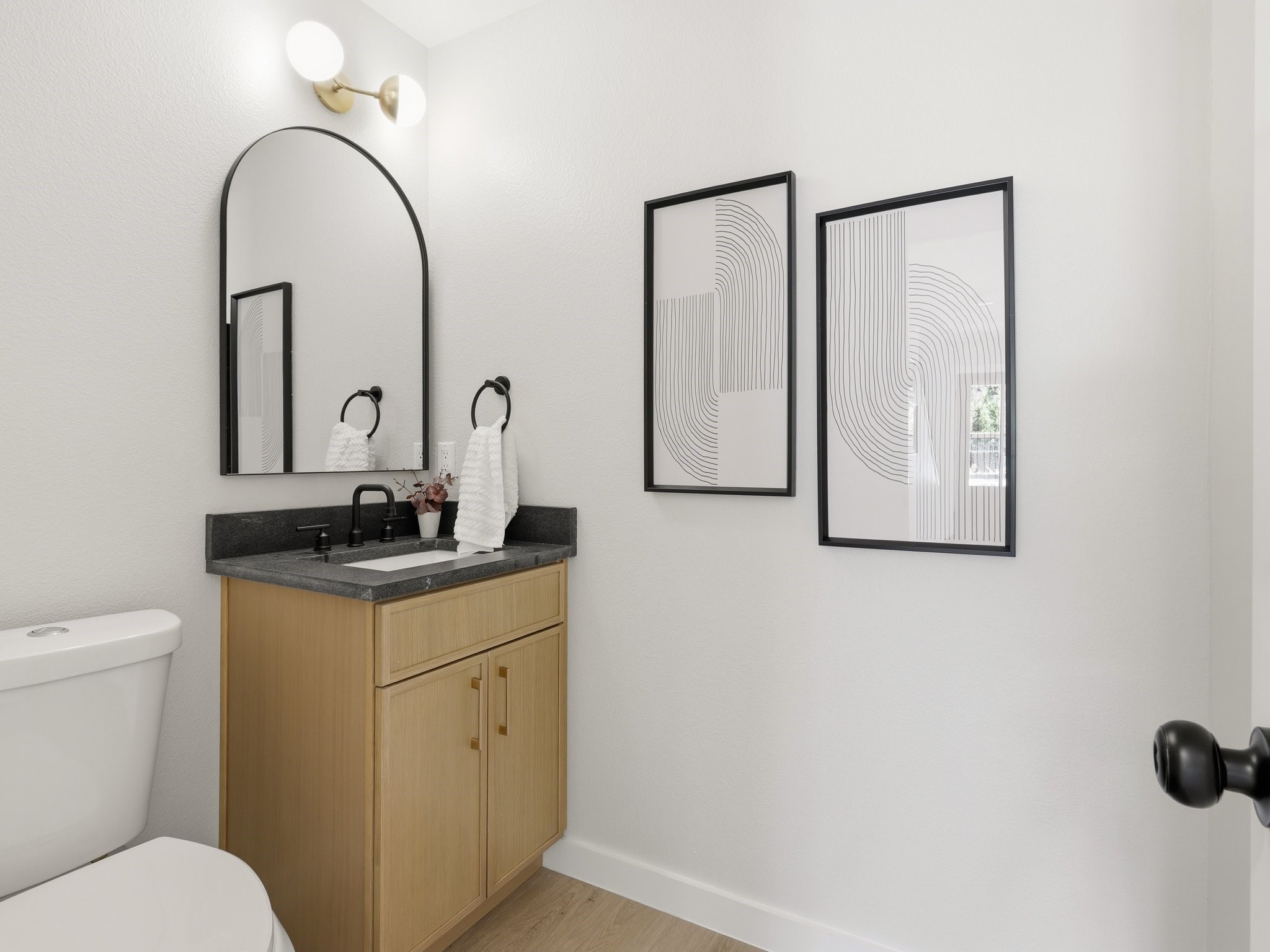 600 S Cottonwood Drive