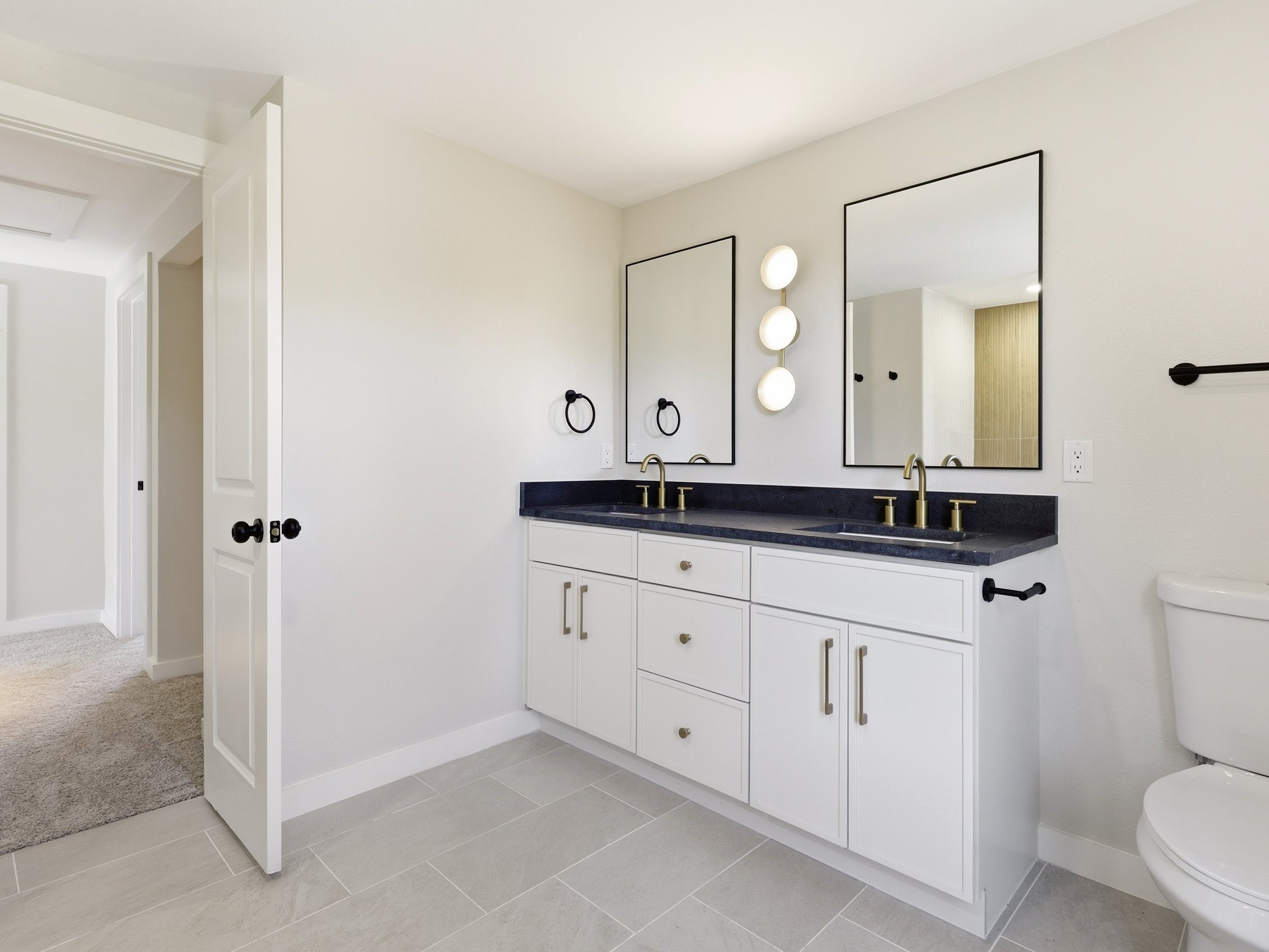 600 S Cottonwood Drive