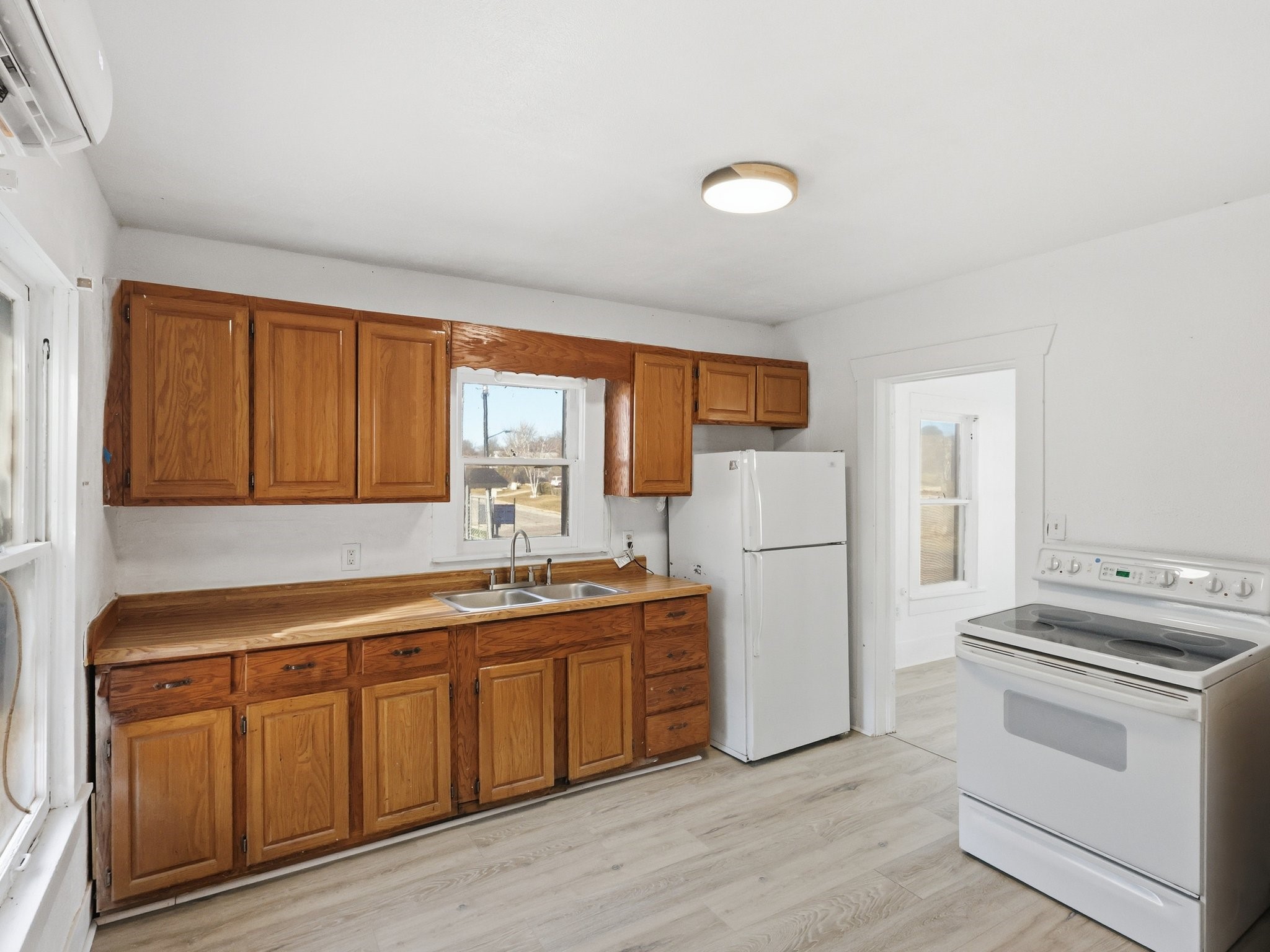 5229 Kilpatrick Avenue