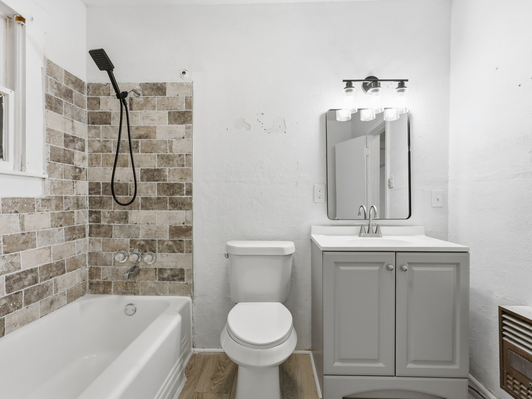 5229 Kilpatrick Avenue