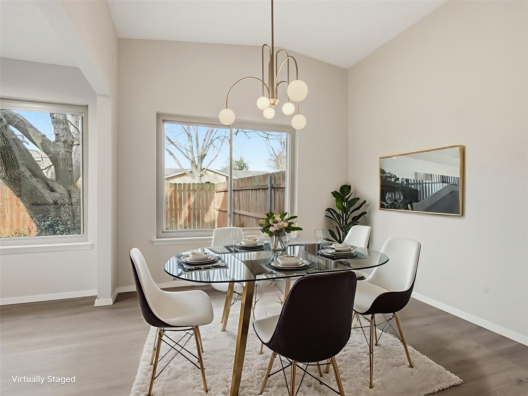 1826 Kingsbridge Drive