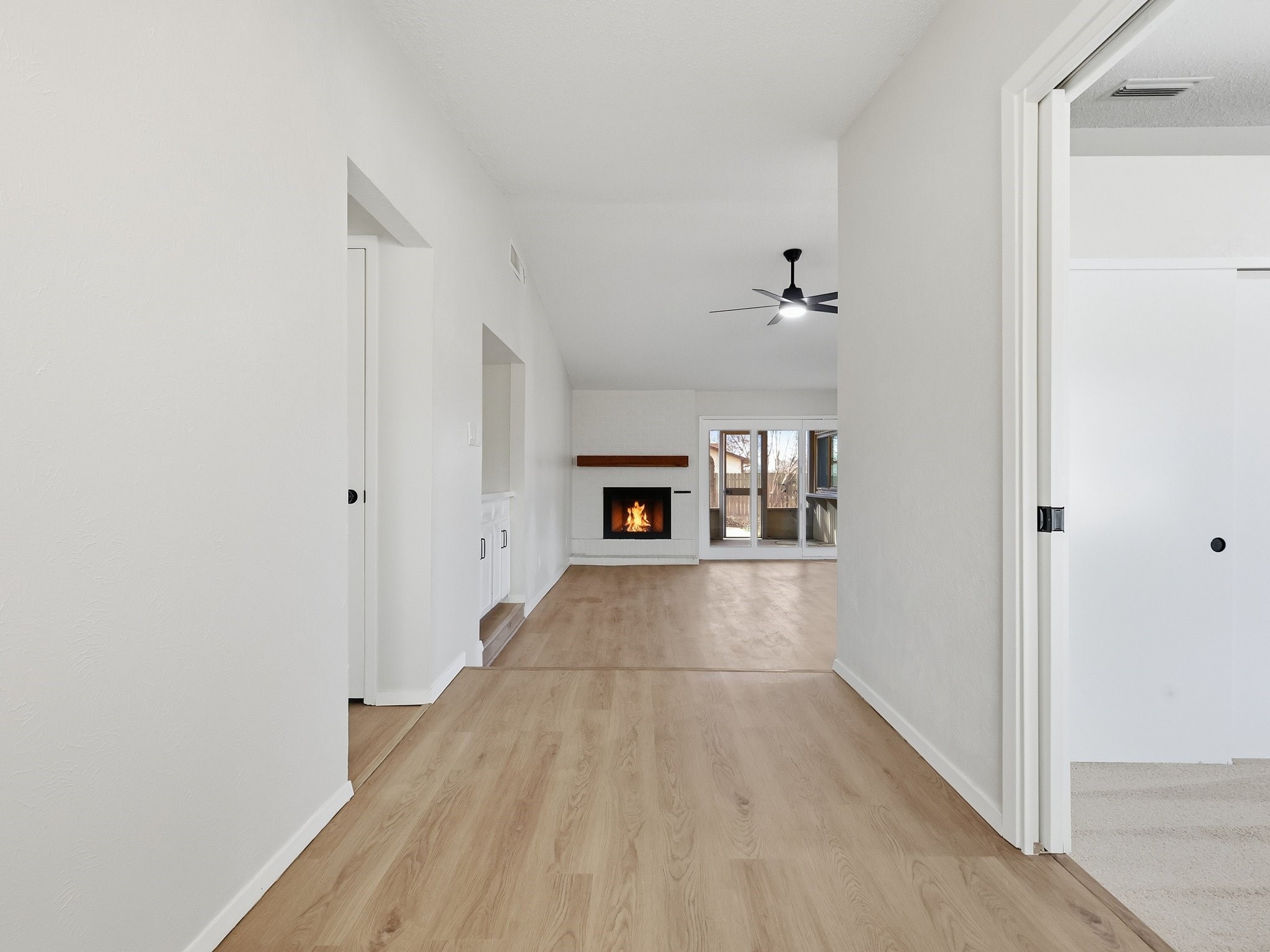 1826 Kingsbridge Drive