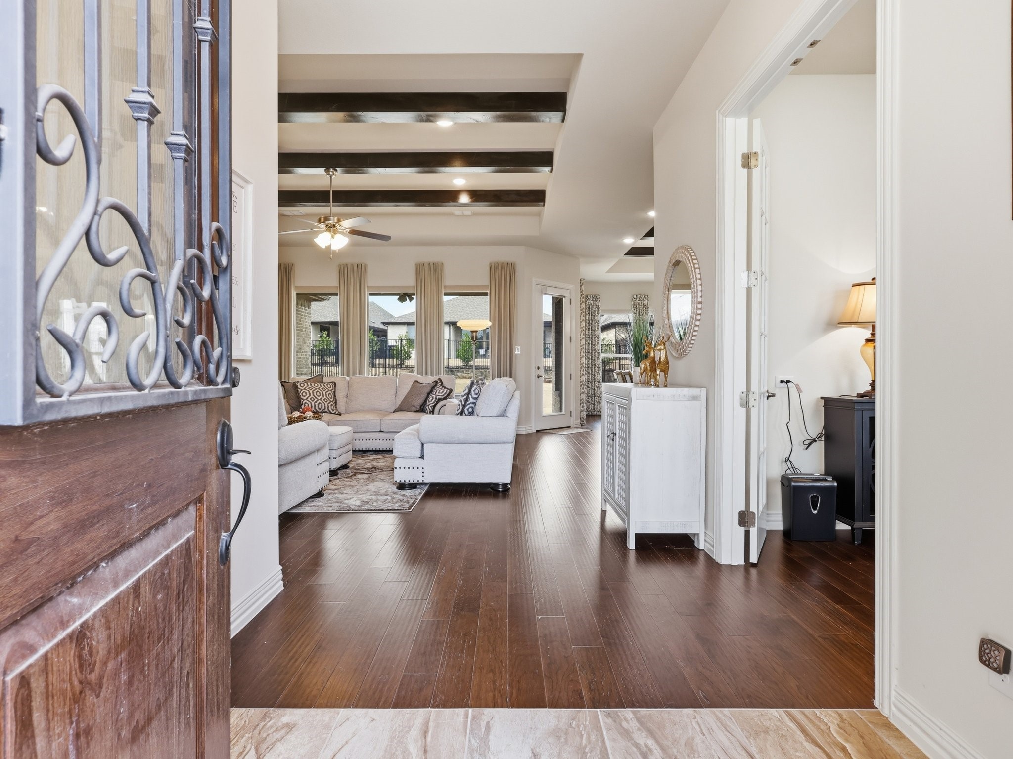 831 Rio Vista Lane
