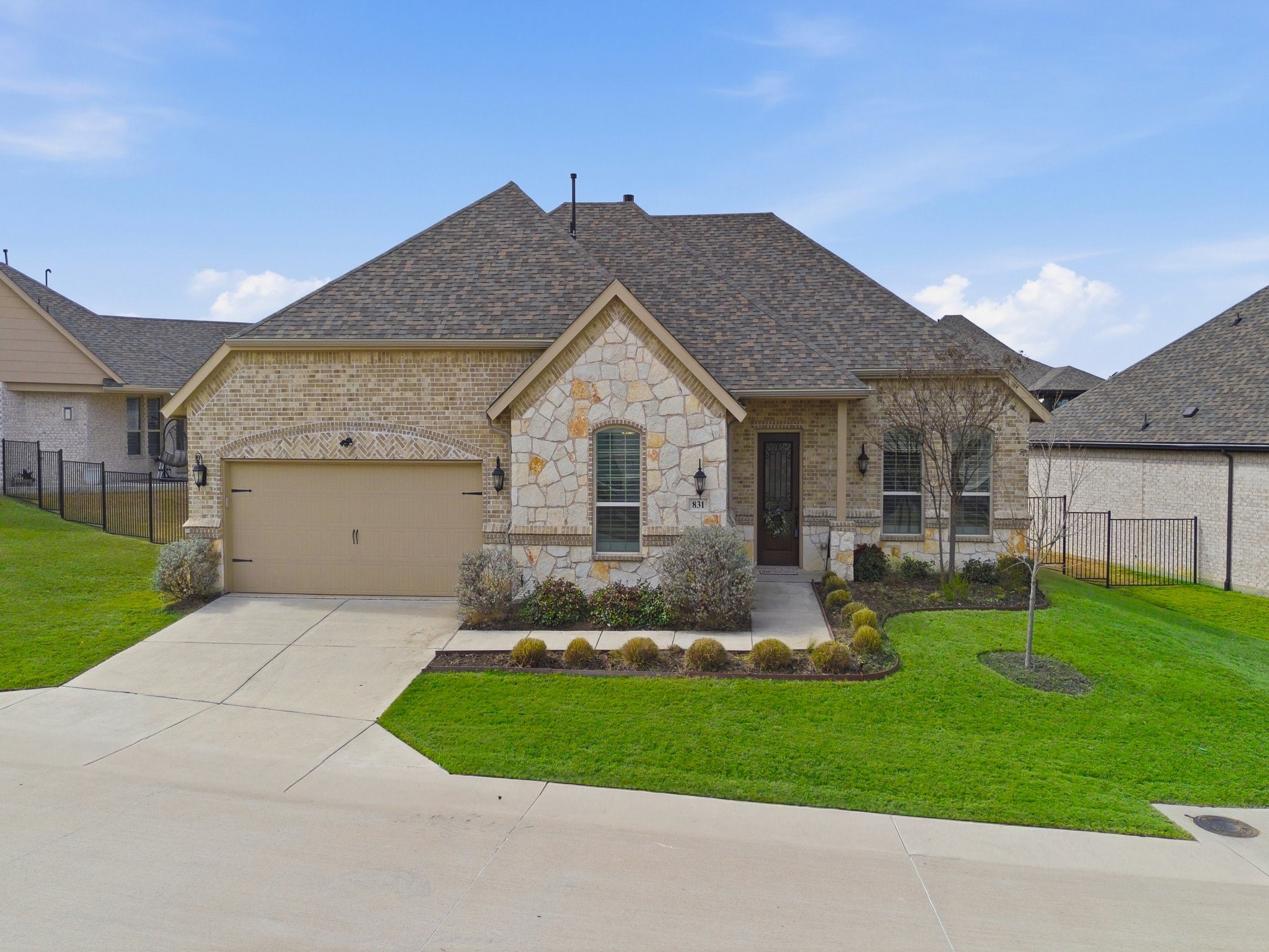 831 Rio Vista Lane