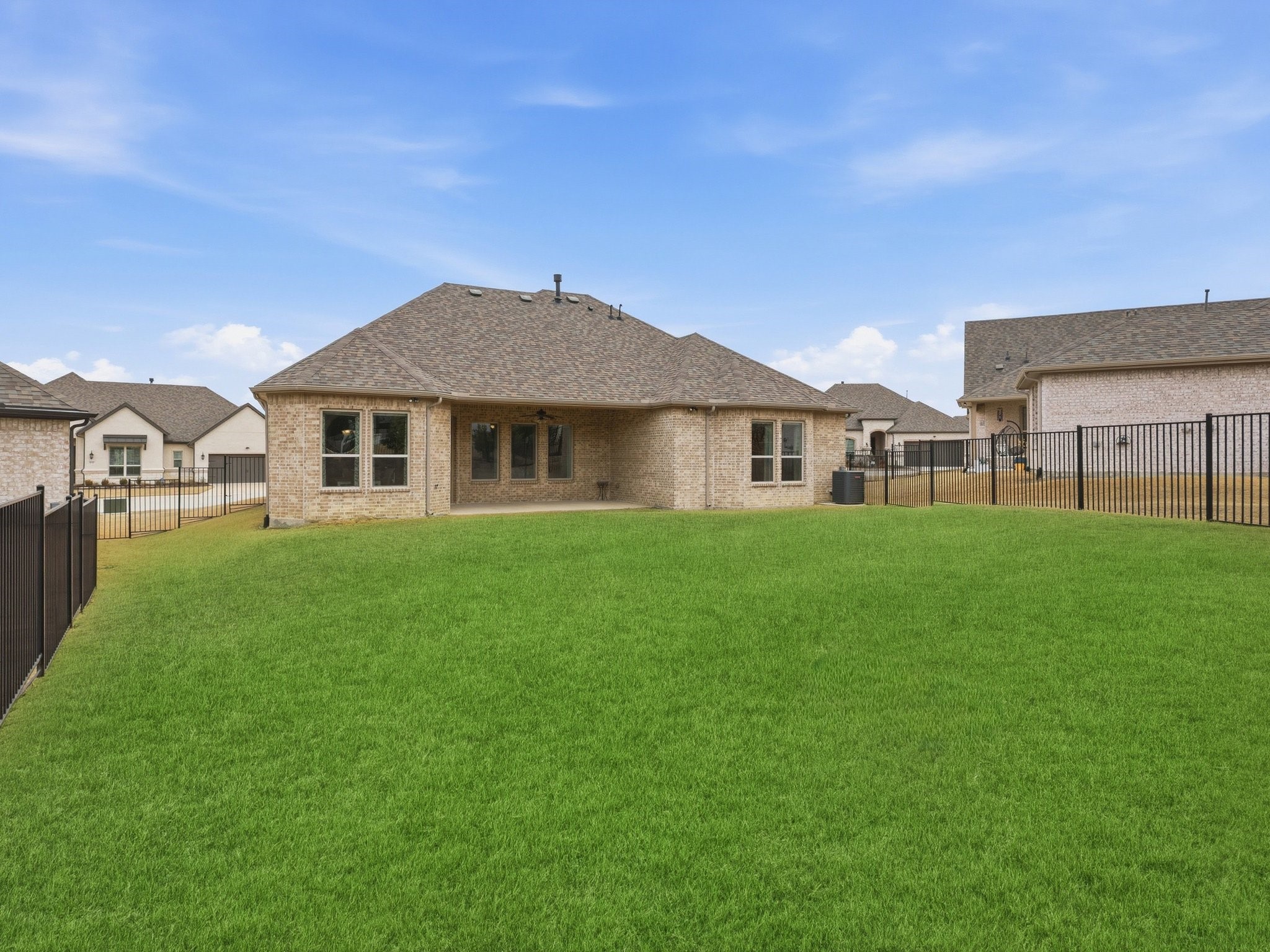 831 Rio Vista Lane