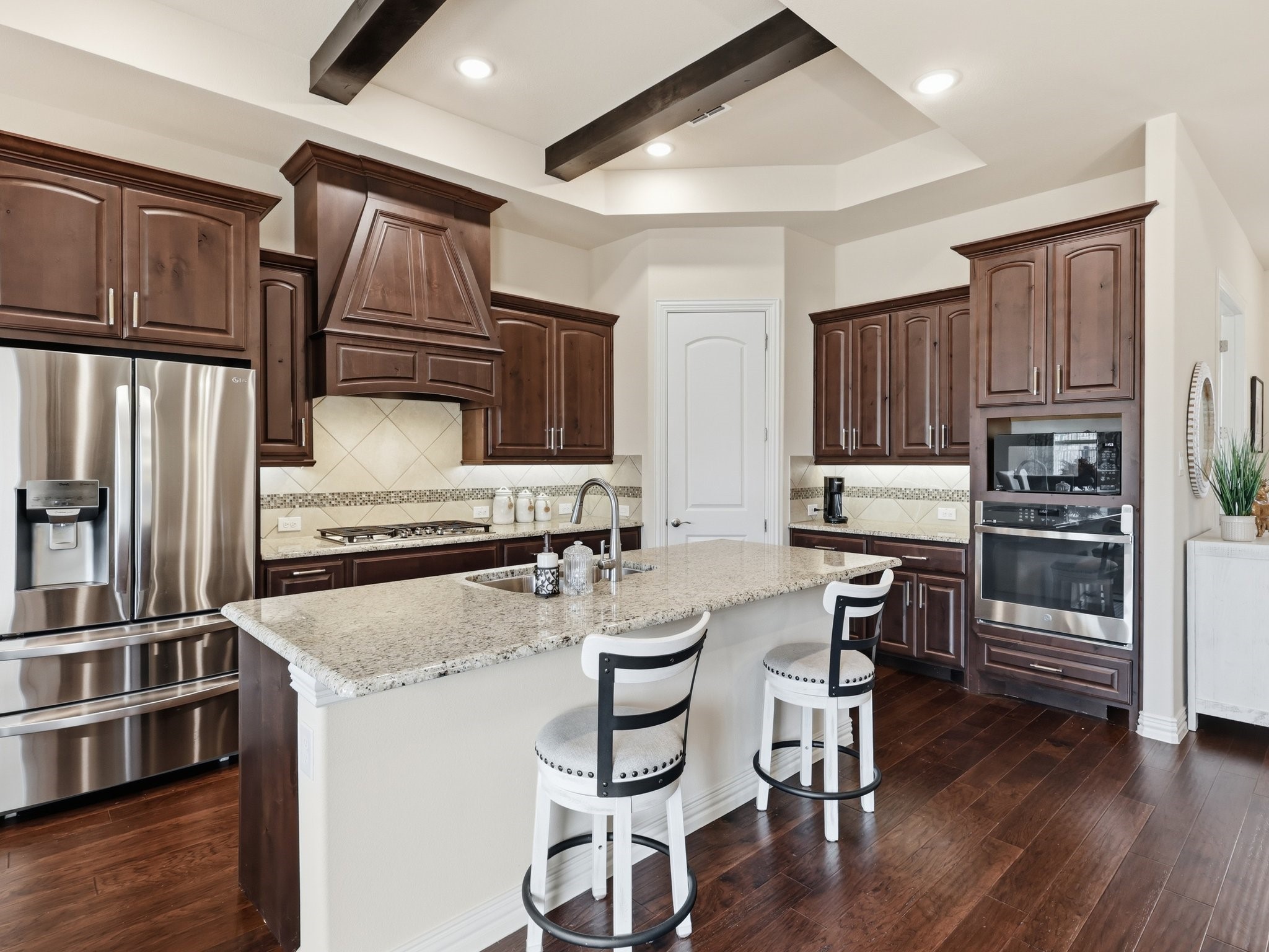 831 Rio Vista Lane